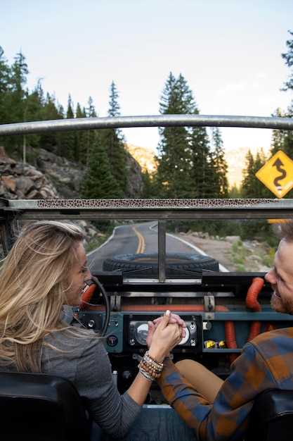 Wheel Placement and Spotting Strategies in Rock Crawling